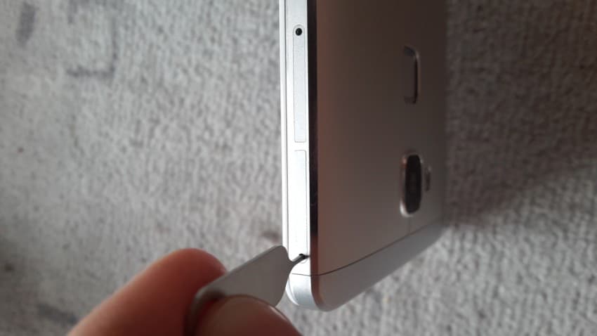 20150130_142720-850x478 20150130_142720-850x478 Huawei Ascend Mate 7 SIM entfernen ascend mate 7 Huawei Ascend Mate 7 – Highend Gerät im Test 20150130 142720 850x478