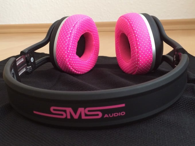 IMG_0927-680x510 IMG_0927-680x510 SMS Audio SYNC by 50 sync Wireless On-Ear Kopfhörer der besonderen Sorte: SMS Audio SYNC by 50 IMG 0927 680x510