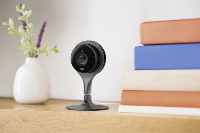 camera-lifestyle-a-d665c6d0-680x453 camera-lifestyle-a-d665c6d0-680x453 Nest Cam überwacht das Haus nest Google stellt neue Nest-Produkte vor camera lifestyle a d665c6d0 680x453