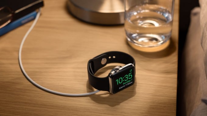 watchOS 2 mit Wecker-Modus watchos 2 Apple präsentiert watchOS 2 &#8211; native Apps kommen ed2aeae63c0ccdcbccaffbc97b15f337c230ba34 expanded large 2x 680x383