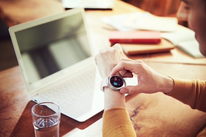 gon5361-680x452 gon5361-680x452 gon5361 Samsung stellt neue Details zur Gear S2 vor – Apple am zittern? gon5361 680x452