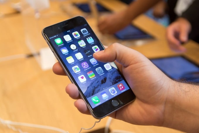 Apples iPhone 6s (Plus) erneut Rekordverdächtig   shutterstock 218681020 680x454