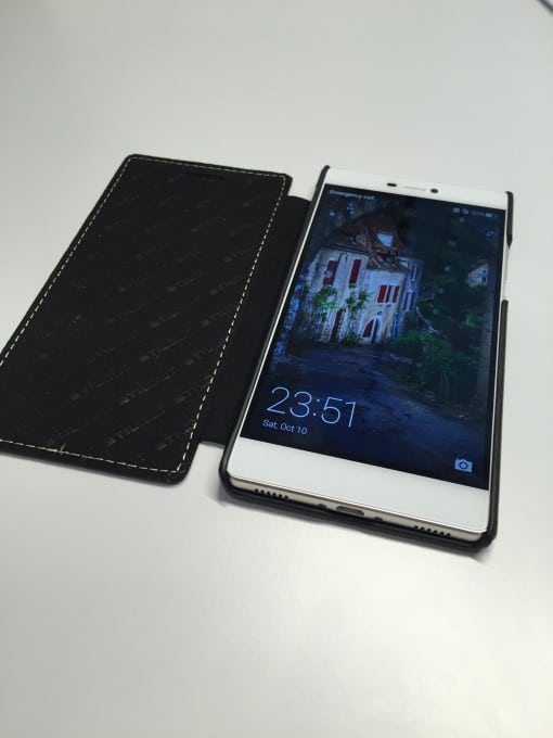 IMG_9656-e1445779700135-510x680 IMG_9656-e1445779700135-510x680 Stilgut Book Type für Huawei P8 getestet stilgut Unter der Lupe: Smartphone-Hüllen von StilGut IMG 9656 e1445779700135 510x680
