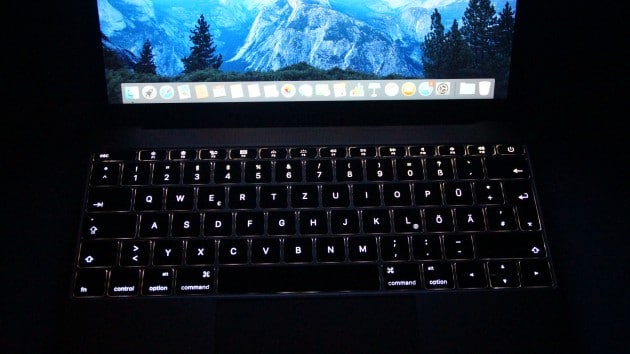 MacBook Tastatur bei Nacht macbook Test: MacBook (2015) &#8211; der perfekte Begleiter DSC05261 630x354