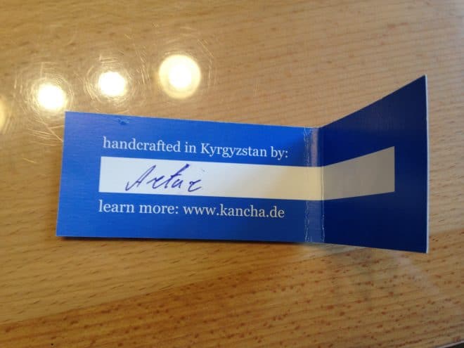 IMG_0574-660x495 IMG_0574-660x495 Fair-Trade kommt auch bei Smartphone-Hüllen an - dank Kancha Kancha Kancha Sleeve Lunar getestet – nachhaltig und ansehnlich IMG 0574 660x495