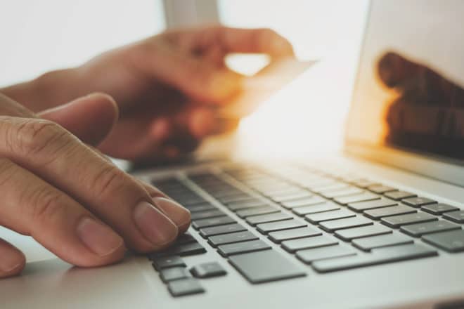 shutterstock_347729252-660x440 shutterstock_347729252-660x440 ac-c internet onlinehändler onlineshoping online Onlinehändler Gefahr Internet: immer mehr Onlinehändler sehen ihre Existenz bedroht shutterstock 347729252 660x440