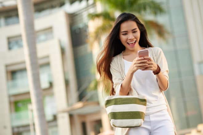 ac-c smartphone app Wie Apps das Online-Shopping verändern shutterstock 466518680 660x440