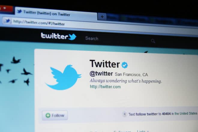 lo-c twitter Twitter Im Kampf gegen Terror: Twitter hat seit Mitte 2015 fast 400.000 Accounts gesperrt shutterstock 78049630 660x440