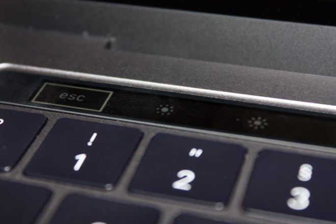 macbook Angetoucht: Das MacBook Pro mit Touch Bar im Test TouchBar esc 660x440